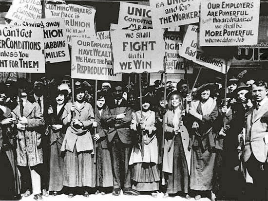 Trabajadoras de la empresa Cotton en la huelga de 1908.